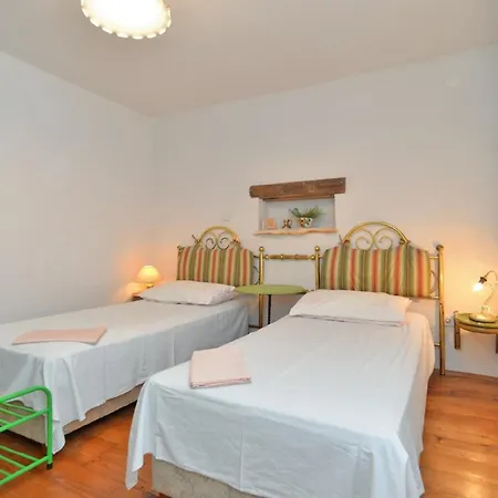 Fuer 5 Personen Ca 115 Qm In Liznjan, Istrien Suedkueste Von Istrien Holiday home Liznjan