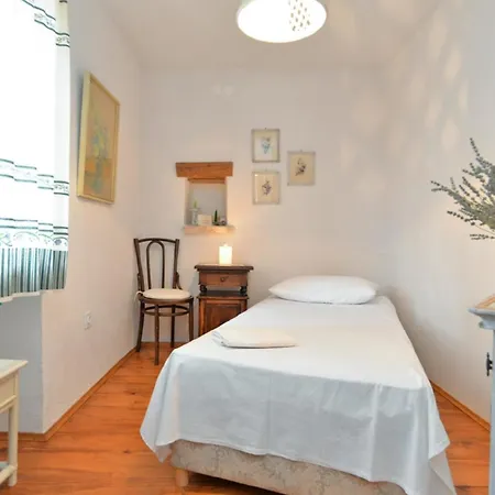 Holiday home Fuer 5 Personen Ca 115 Qm In Liznjan, Istrien Suedkueste Von Istrien *